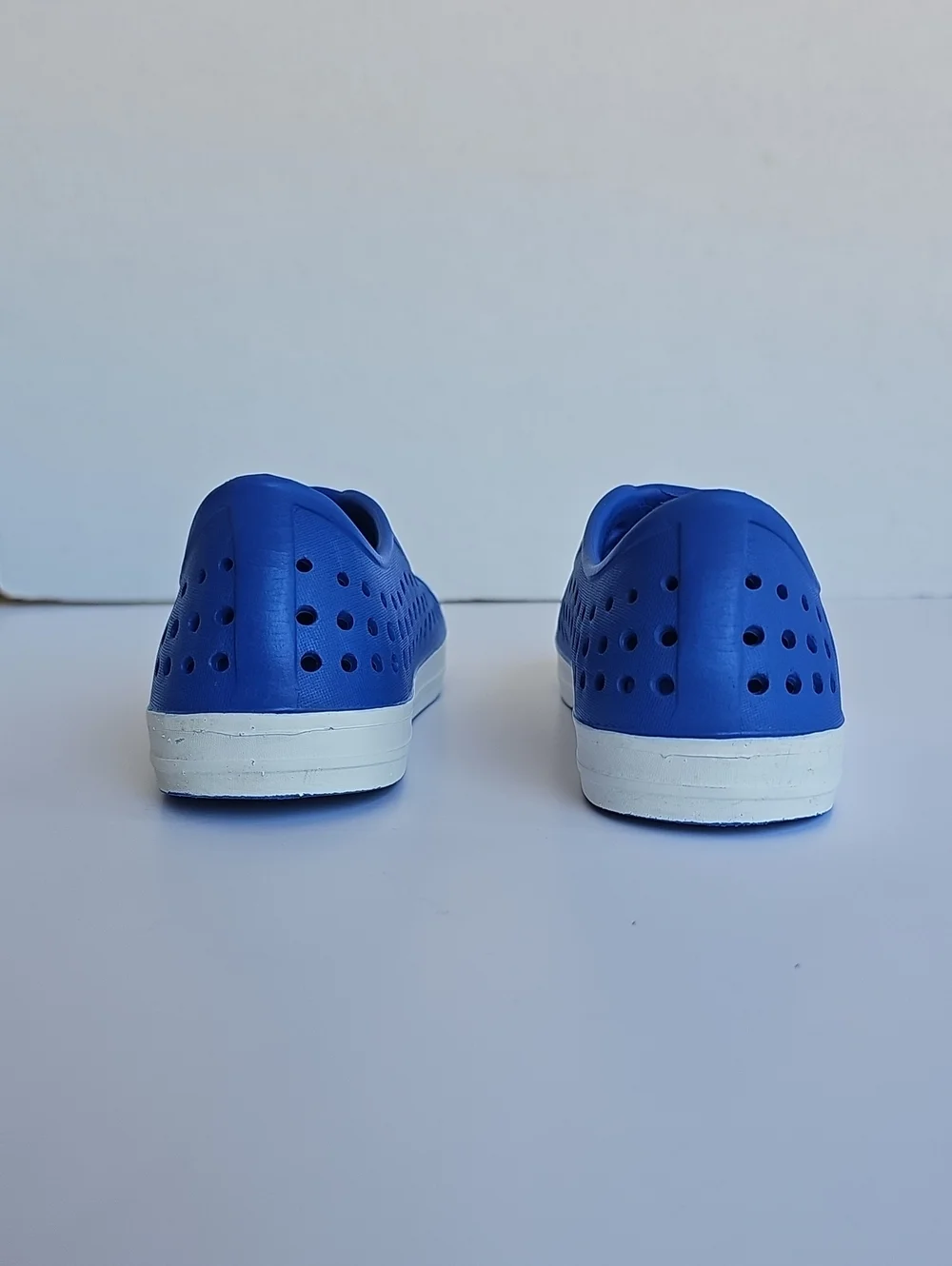 Wonder Nation Blue & White Rubber Water Shoes Slip On Clogs Size 9-10